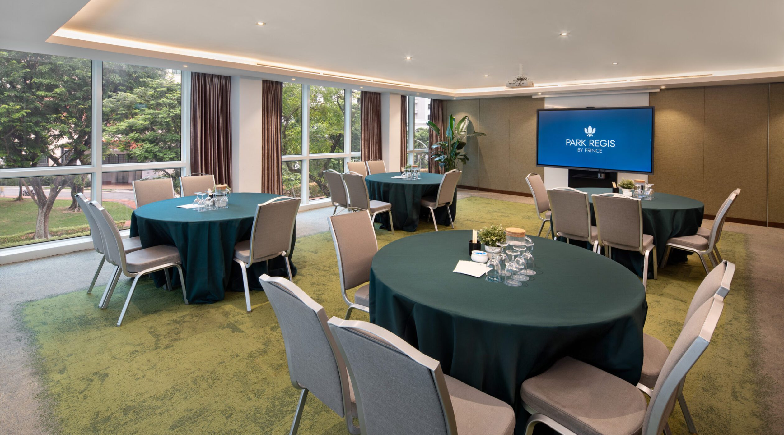 Merchant Room Cluster at Park Regis with Spacious Window and Scenic Green View